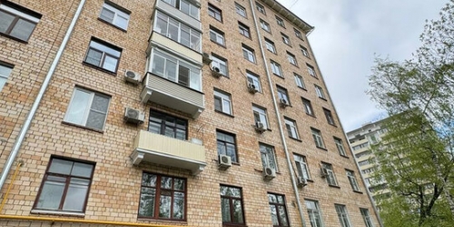 2-комн квартира улица Павла Корчагина,  д. 10