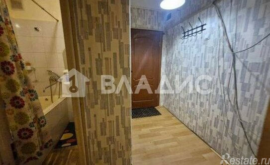 Продажа 1-комн квартиры на вторичном рынке Лесной п, Титова ул,  д. 4