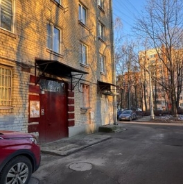 Продажа 3-комн квартиры на вторичном рынке Рашетова улица,  д. 3