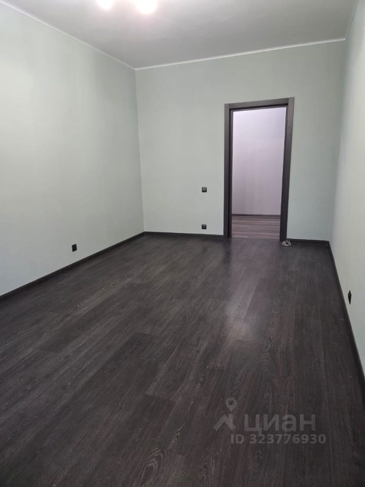 Продажа 2-комн квартиры на вторичном рынке проспект Героев, 26к2