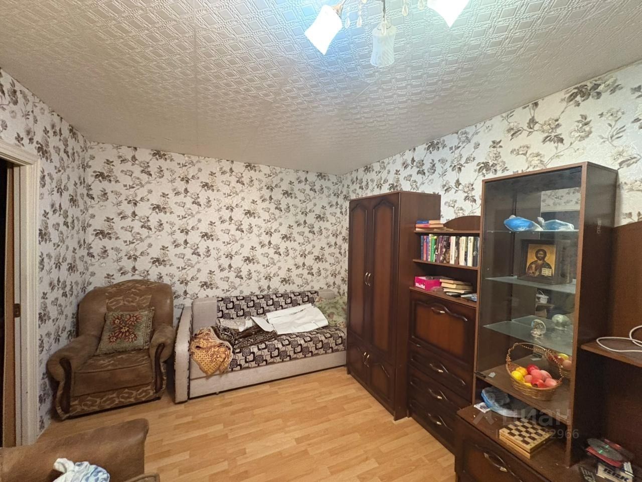 Продажа 2-комн квартиры на вторичном рынке Кириши, улица Мира, 10