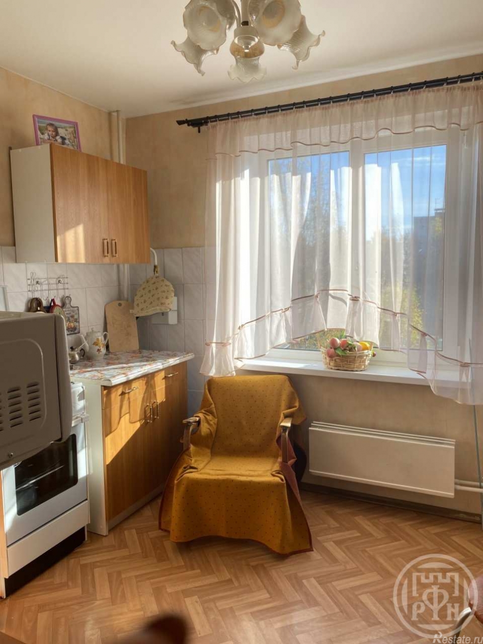 Продажа 1-комн квартиры на вторичном рынке Романовка пос.,  д. 32