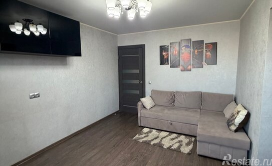 Продажа 2-комн квартиры на вторичном рынке ул Болотниковская,  д. 38,  к. 4