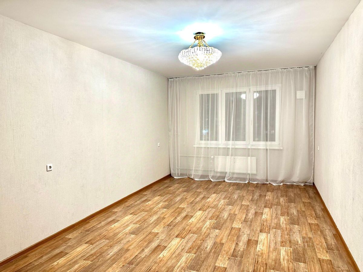 Продажа 3-комн квартиры на вторичном рынке дорога Муринская, 80к1