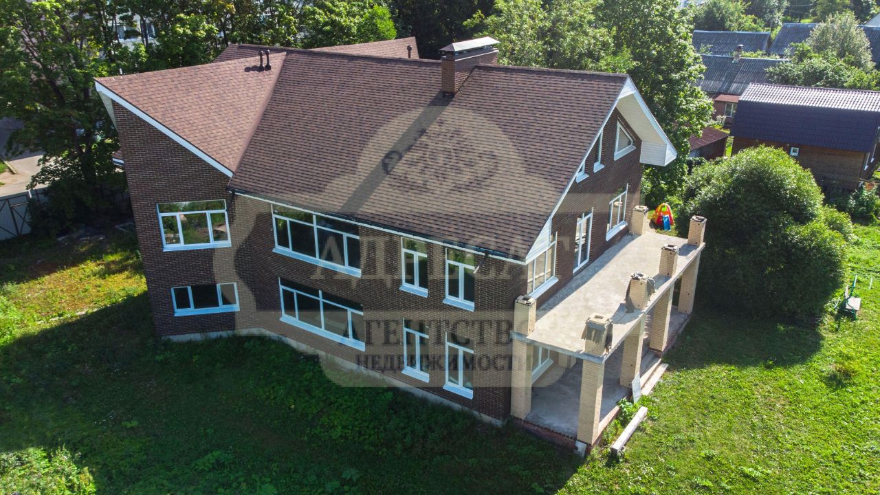 Продажа дома Волосово, проспект Вингиссара, 72
