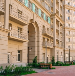 Продажа 3-комн квартиры на вторичном рынке Плесецкая ул,  д. 4