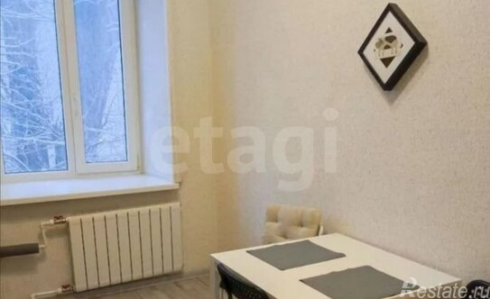 Продажа 2-комн квартиры на вторичном рынке Днепропетровская улица,  д. 63