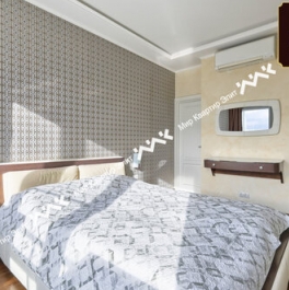 Продажа 4-комн квартиры на вторичном рынке Корпусная улица,  д. 9