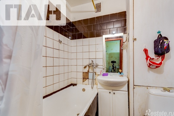 Продажа 1-комн квартиры на вторичном рынке Пархоменко пр-кт,  д. 26