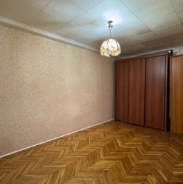 Продажа 2-комн квартиры на вторичном рынке Большевиков пр-кт,  д. 71,  к. 2