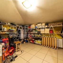 Продажа 4-комн квартиры на вторичном рынке Маршала Жукова пр-кт,  д. 50,  к. 2