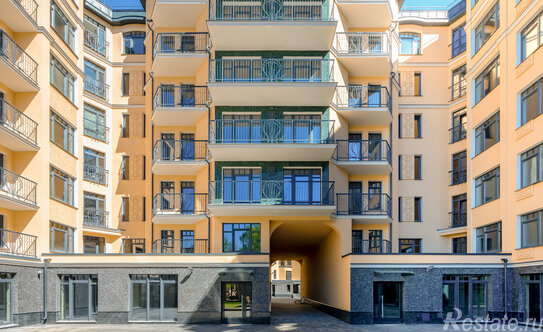 Продажа 3-комн квартиры на вторичном рынке 11-я линия,  д. 54