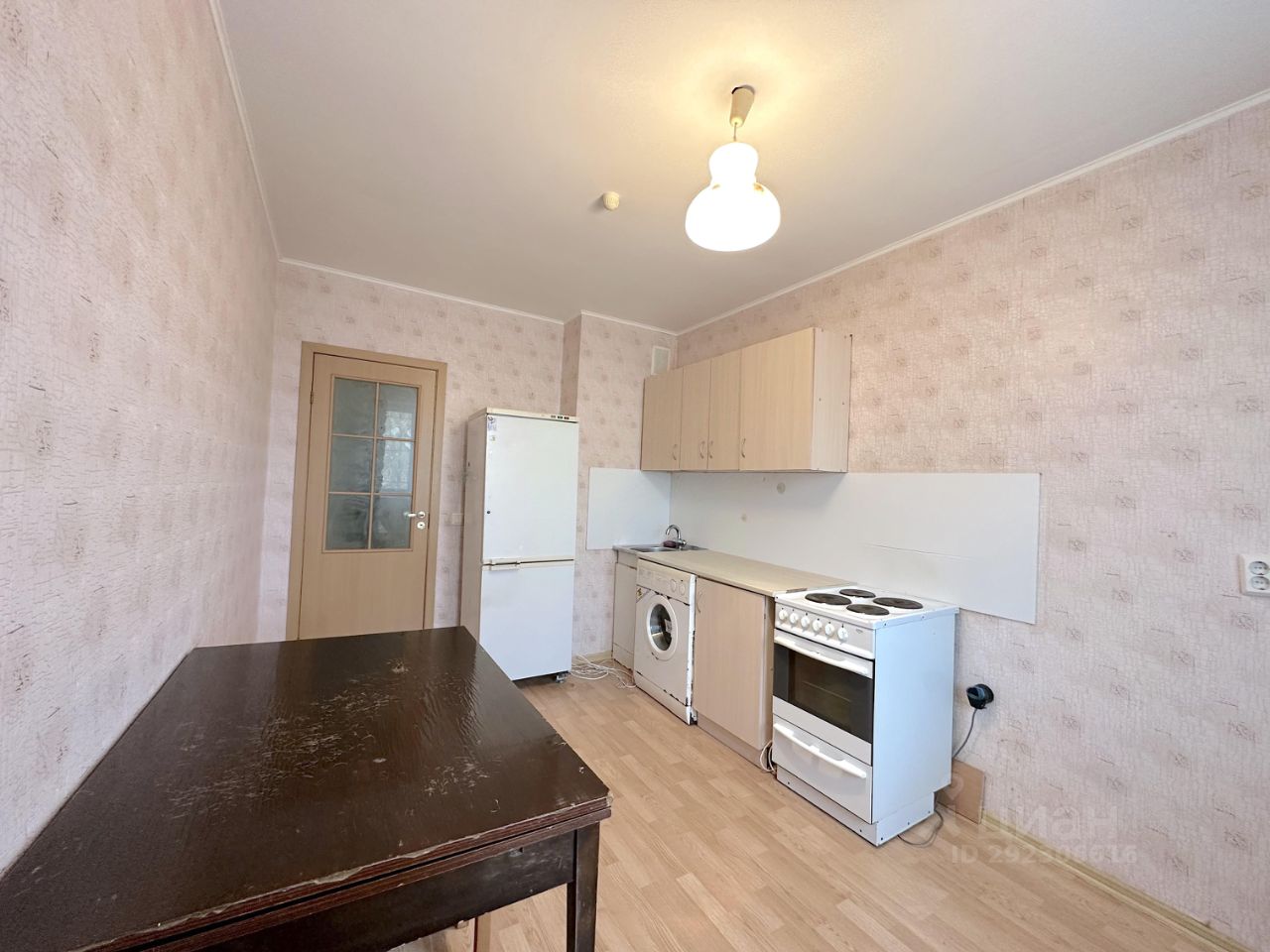 Продажа 2-комн квартиры на вторичном рынке Красное Село, Гатчинское шоссе, 8к1