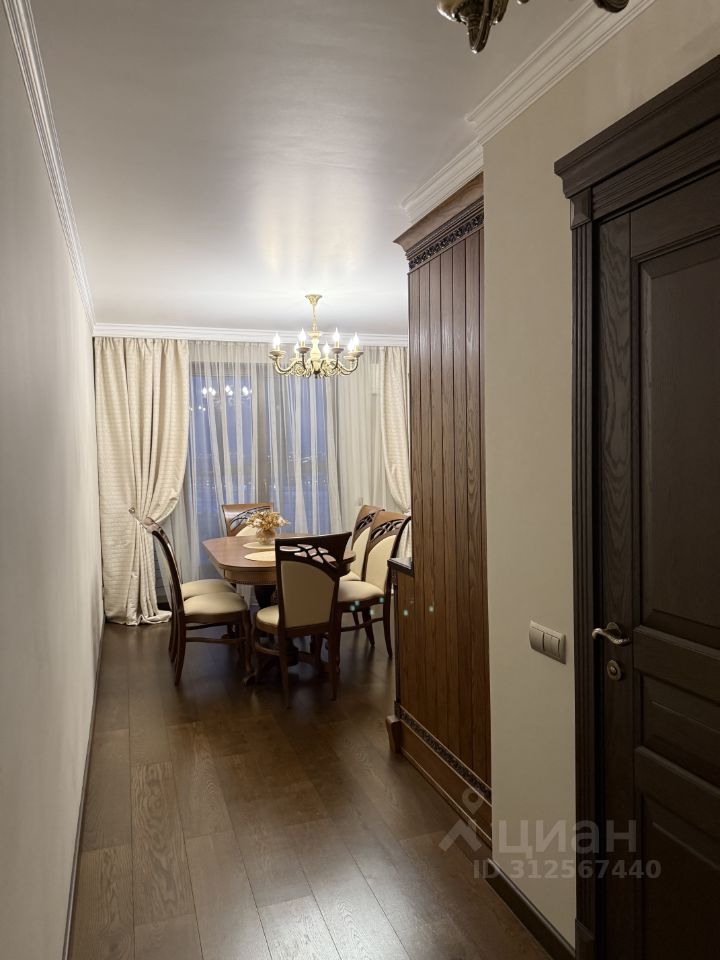 Продажа 3-комн квартиры на вторичном рынке Химки, Молодежная улица, 78