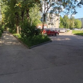 Продажа 2-комн квартиры на вторичном рынке Серпухов, улица Космонавтов,  д. 32