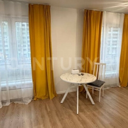 Продажа 1-комн квартиры на вторичном рынке Базовская улица,  д. 15Б к2