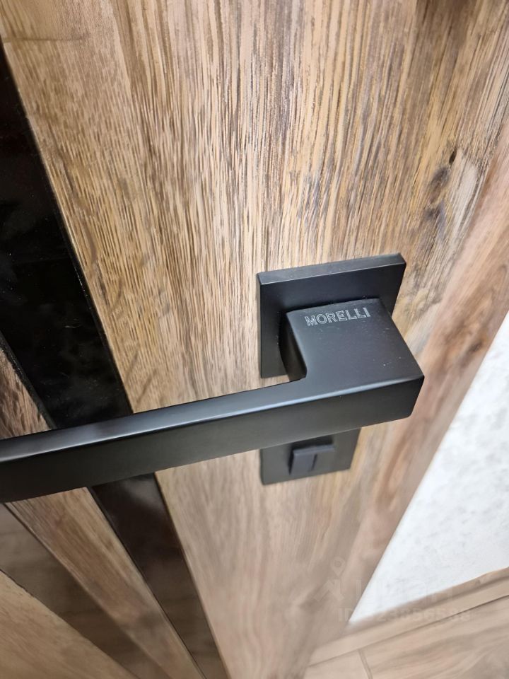 Продажа 2-комн квартиры на вторичном рынке проспект Космонавтов, 106