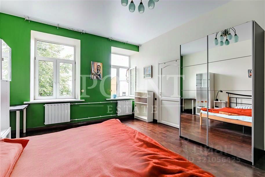 Продажа 3-комн квартиры на вторичном рынке переулок Лучников, 7/4С5