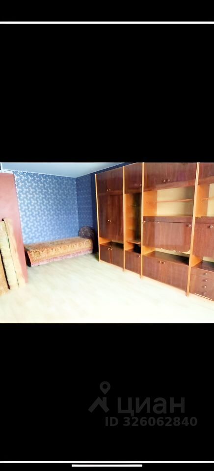 Продажа 1-комн квартиры на вторичном рынке Кириши, Волховская набережная, 4