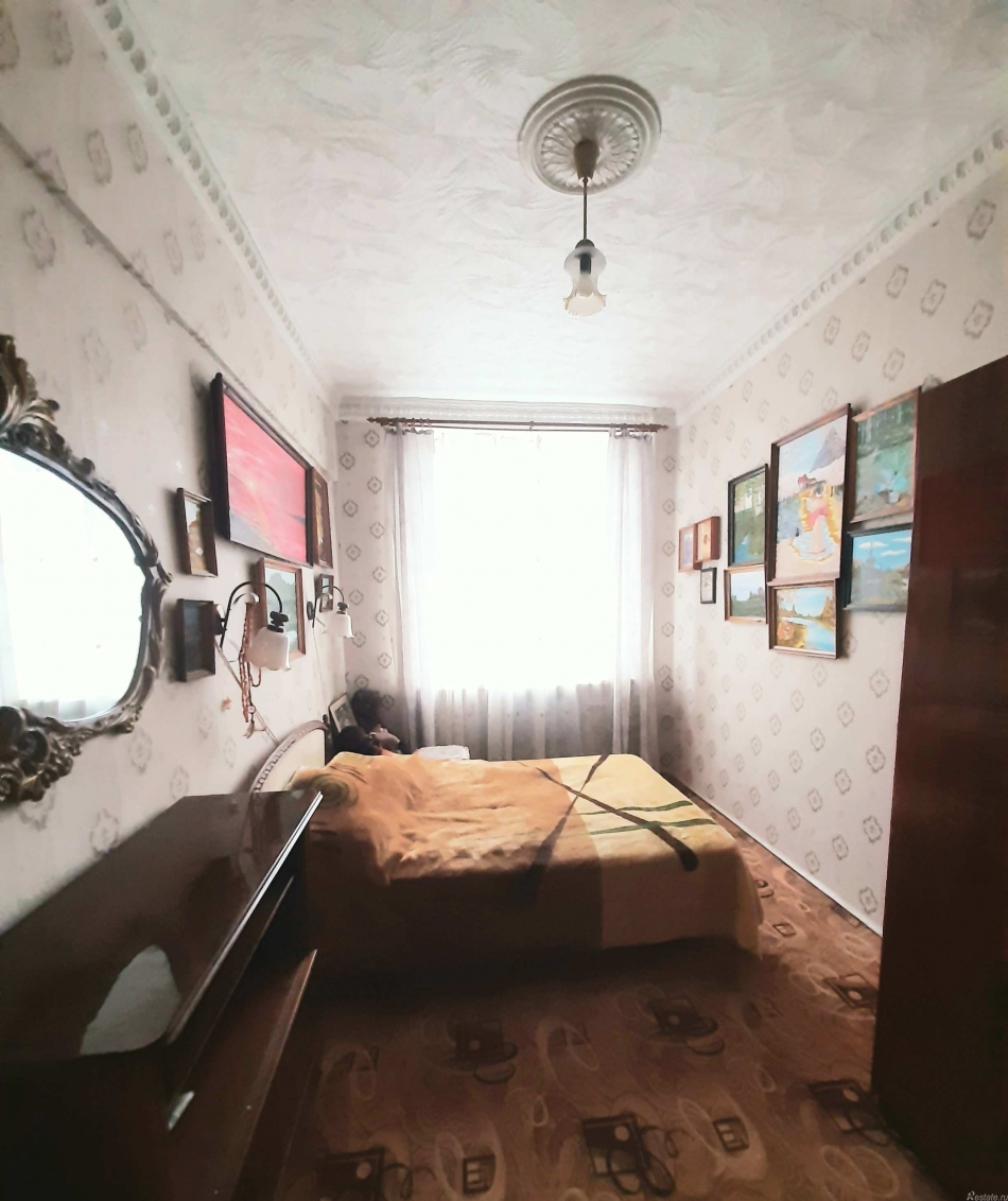 Продажа 4-комн квартиры на вторичном рынке Перовская улица,  д. 54/54