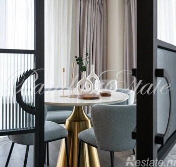 Продажа 4-комн квартиры на вторичном рынке Мытная ул,  д. 40 к2