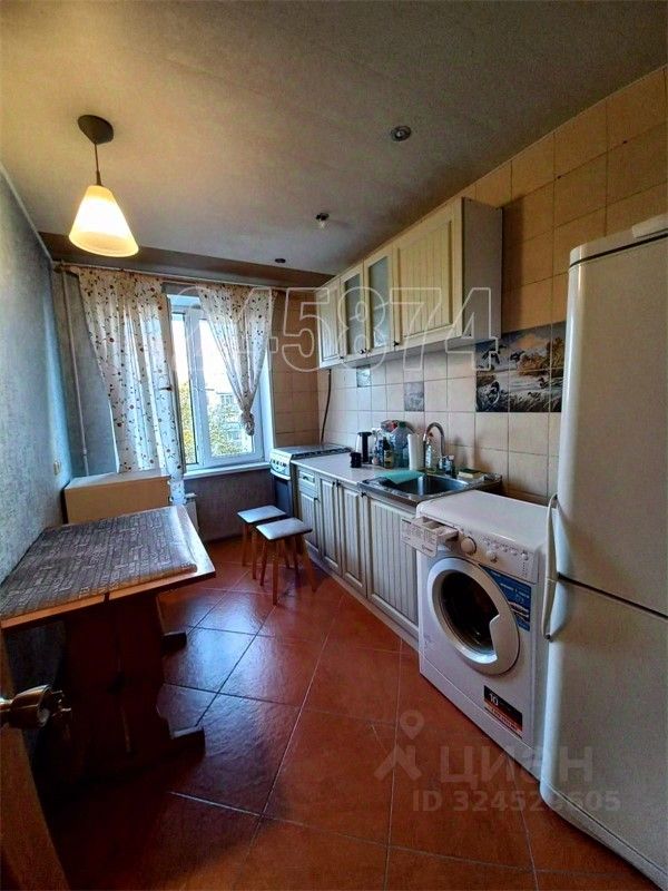 Аренда 2-комн квартиры на вторичном рынке Нахимовский проспект, 39К1