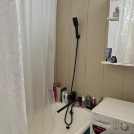 Продажа 2-комн квартиры на вторичном рынке площадь Победы,  д. 1 кБ