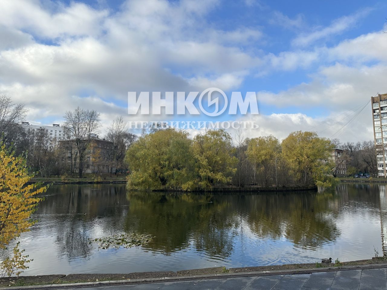 Продажа 4-комн квартиры на вторичном рынке Большая Остроумовская улица, 23/2