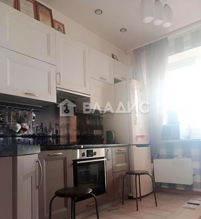 Продажа 2-комн квартиры на вторичном рынке Свердловский, Берёзовая улица,  д. 4