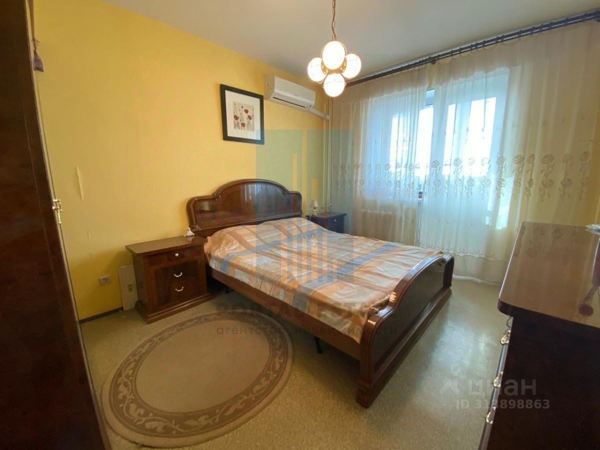 Продажа 2-комн квартиры на вторичном рынке пос. Кузнечики, 7