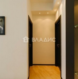 Продажа 3-комн квартиры на вторичном рынке Химки г, Лавочкина ул,  д. 13 к2