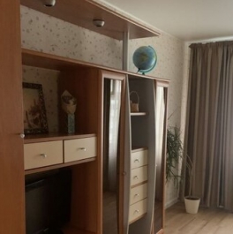 Аренда 2-комн квартиры на вторичном рынке ул Бадаева,  д. 8,  к. 1