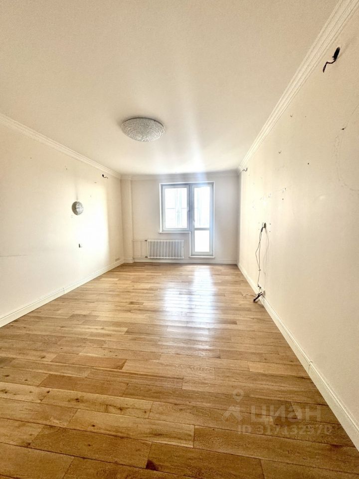 Продажа 4-комн квартиры на вторичном рынке Старопетровский проезд, 12к4