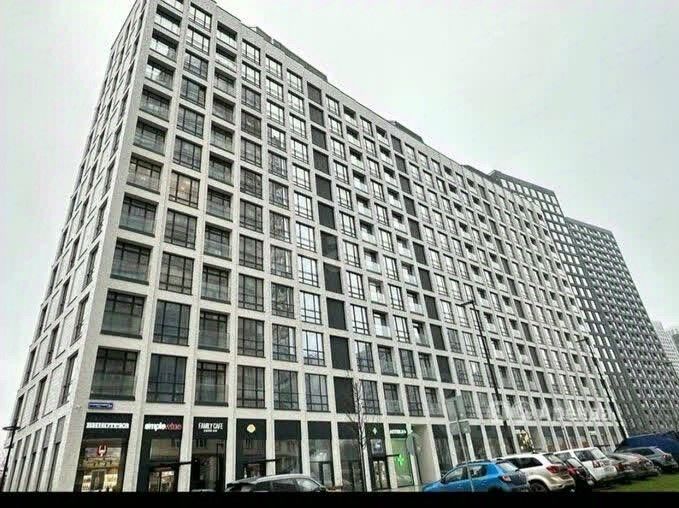 Продажа 2-комн квартиры на вторичном рынке улица Академика Челомея, 1А