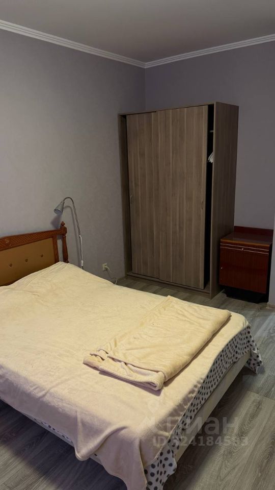 Аренда 2-комн квартиры на вторичном рынке Одинцово, улица Гвардейская, 15