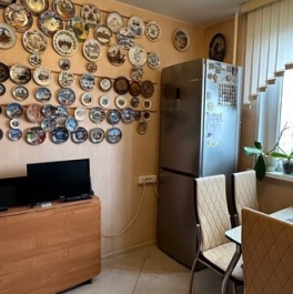 Продажа 3-комн квартиры на вторичном рынке ул Волынская,  д. 10