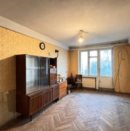 Продажа 3-комн квартиры на вторичном рынке Белградская ул,  д. 10,  к. 2