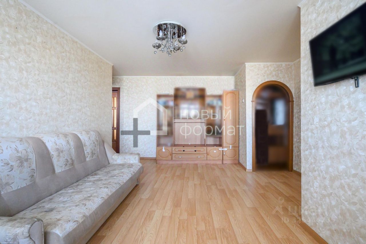 Продажа 3-комн квартиры на вторичном рынке Монино пгт, улица Комсомольская, 20