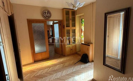 Продажа 2-комн квартиры на вторичном рынке Каменщики М. ул,  д. 14