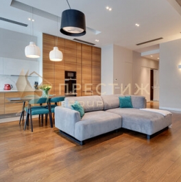 Продажа 3-комн квартиры на вторичном рынке ул Ефремова,  д. 10,  к. 4/4 стр 1