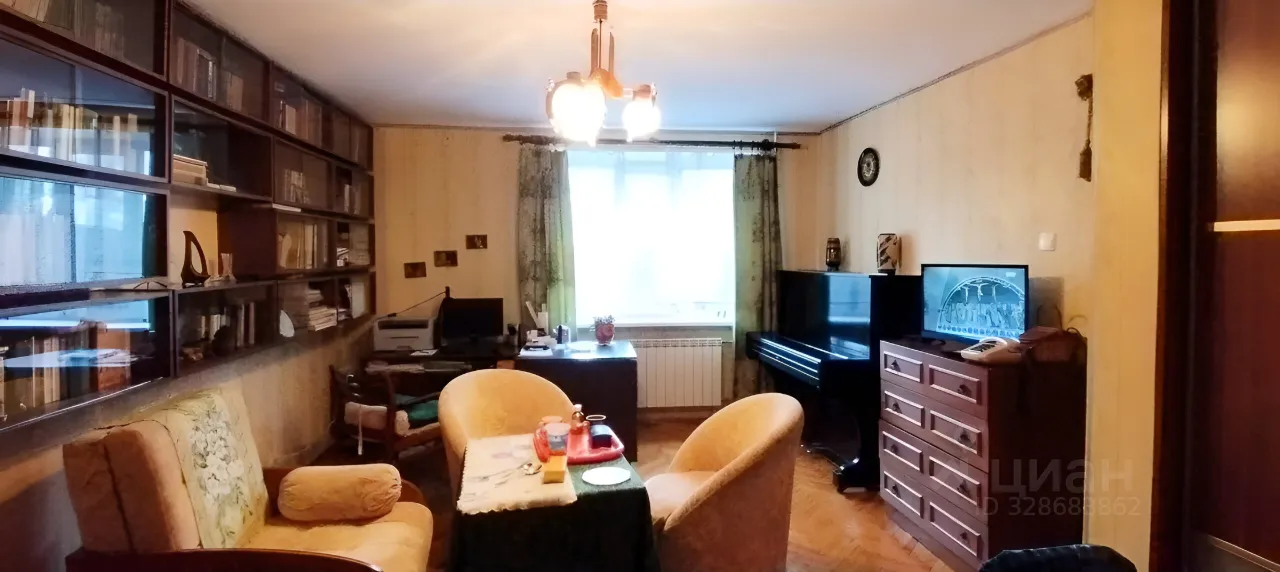 Продажа 1-комн квартиры на вторичном рынке Павловск, улица Горная, 10