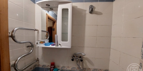 4-комн квартира Петергоф г., Шахматова ул. ,  д. 4,  к. 1