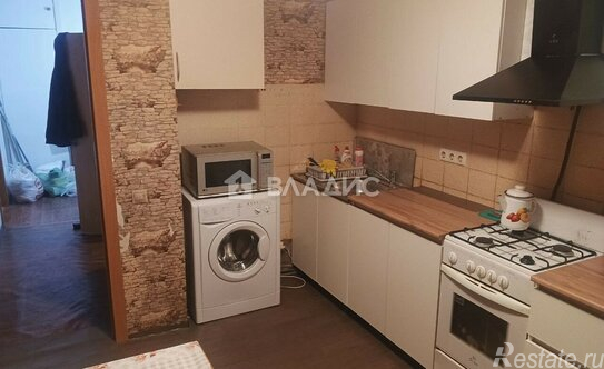 Продажа 3-комн квартиры на вторичном рынке Полимерная улица,  д. 3