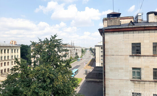 Продажа 1-комн квартиры на вторичном рынке Краснопутиловская улица,  д. 16/13