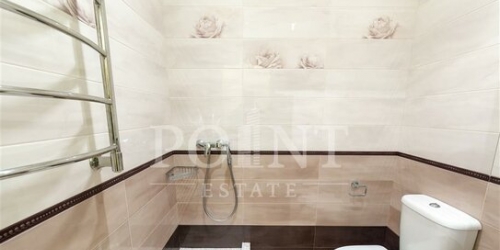 4-комн квартира улица Александра Невского,  д. 27