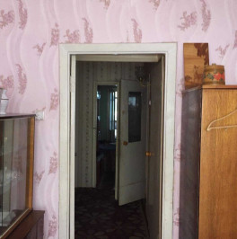 Продажа 3-комн квартиры на вторичном рынке Коломна г, Пионерская ул,  д. 21