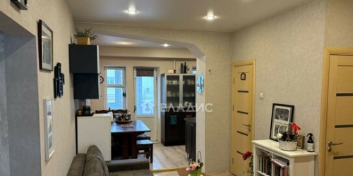 3-комн квартира Мытная ул,  д. 52
