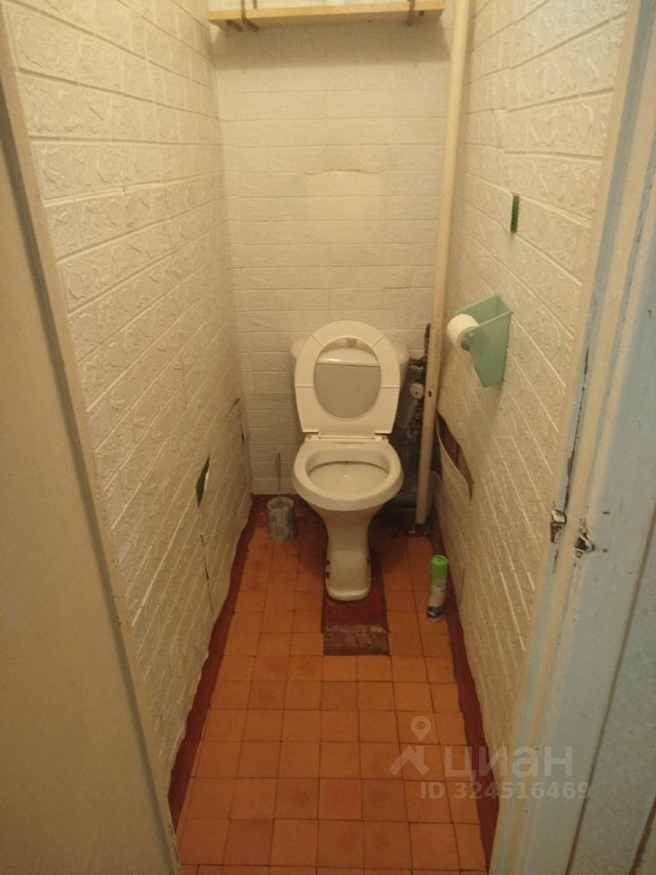 Продажа 3-комн квартиры на вторичном рынке Варшавская улица, 37К2