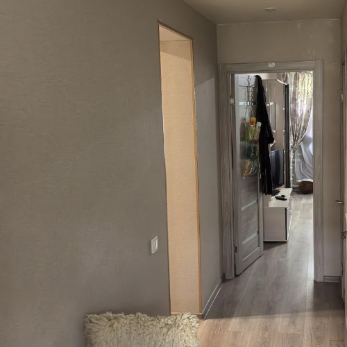 2-комн квартира Запрудня пгт, улица Карла Маркса, 12к3