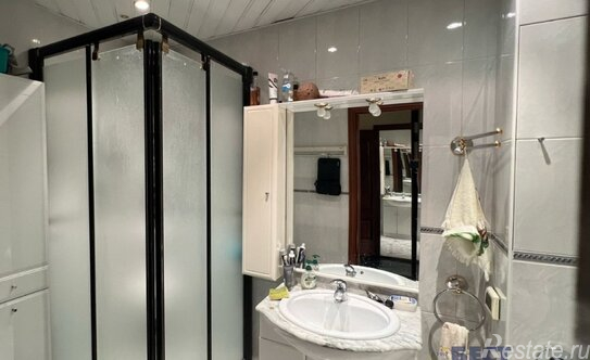 Продажа 4-комн квартиры на вторичном рынке ул Никулинская,  д. 23,  к. 2